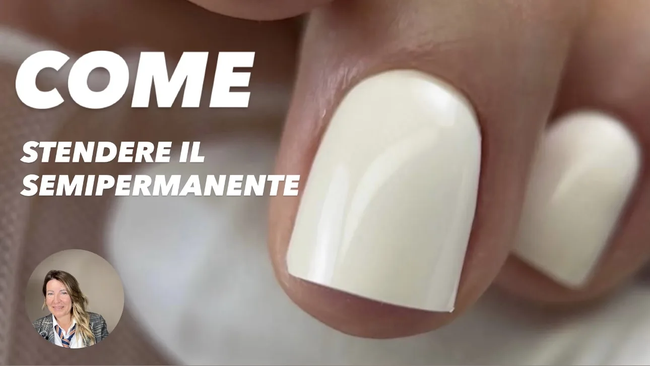 Unghie semipermanente color panna